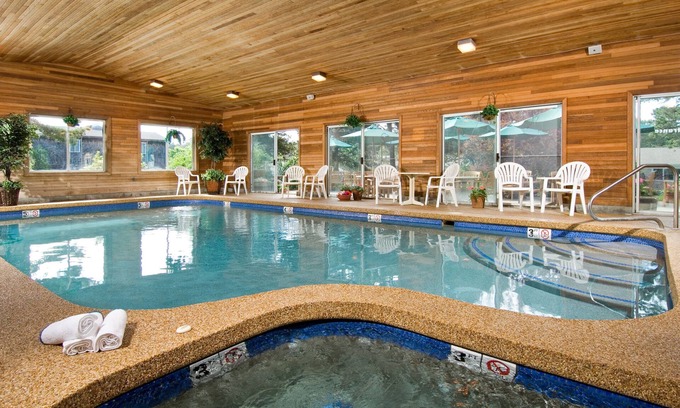 Wellfleet Hotel | Wellfleet Motel and Lodge