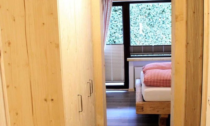 Schwalefeld Apartment | Wendelstein - Landhaus Alpina
