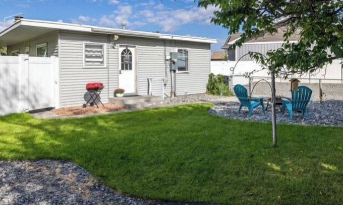Cody House | West Avenue Place, quiet neighborhood, close to downtown