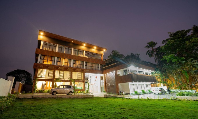 Varkala Resort | West Bay MARISOL