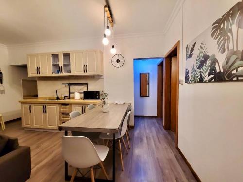 Wolmar Apartment | West Beach Apartment - 3 min walk to Flic En Flac beach