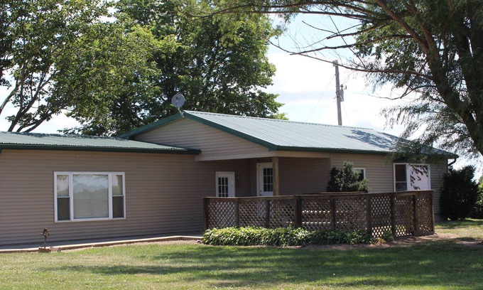 Pittsfield Cabin | West Central Lodging