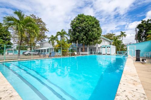 Stella Hotel | West Coast Inn's