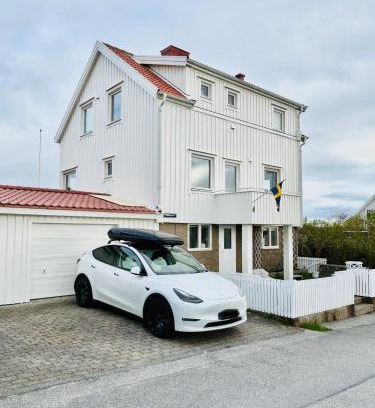 Kungshamn Villa | West coast villa with stunning ocean view !