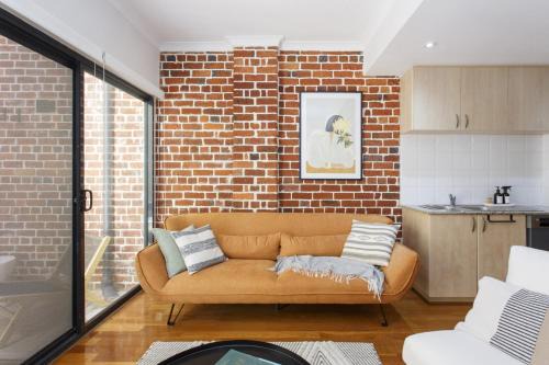 Fremantle Apartment | West End Courtyard Retreat