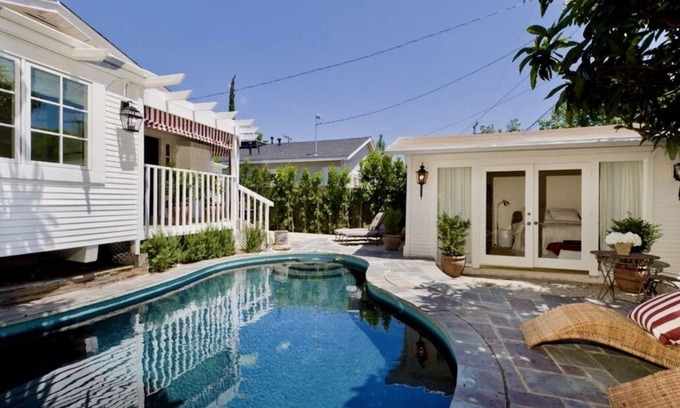 The Flats House | West Hollywood Bungalow with Pool - Location! Location! Location!