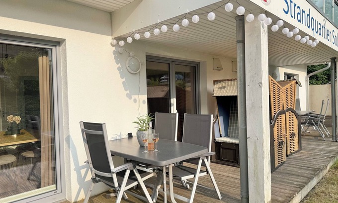 Murwik Apartment | West Indies - close to the beach, terrace WLAN, parking space, washing machine