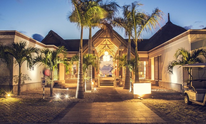 Black River Apartment | West Island by Horizon Holidays