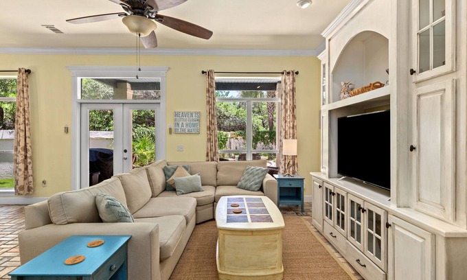 Summer Breeze House | West PCB Upscale Home w/Splash Pool SUPER Close to Beach & Golf Cart