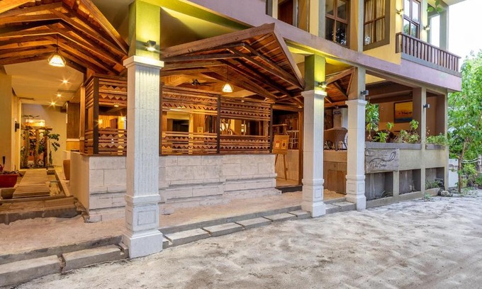 Ukulhas House | West Sands