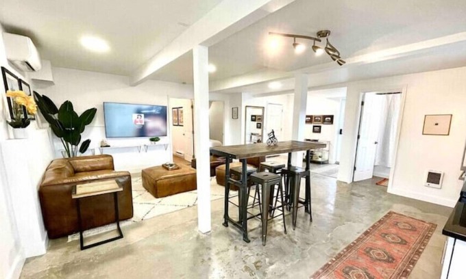 Riverview House | West Seattle Chill Space