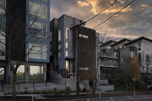 Fairmount Park House | West Seattle - Mins to Downtown!