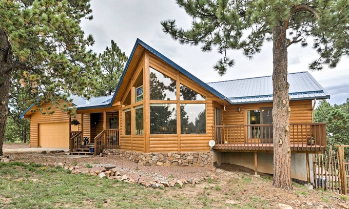 Westcliffe House | Westcliffe Home w/ Decks & Mountain Bikes