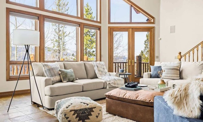 Breckenridge House | Western Sky Ranch | 8 Bed | Pool table & Hot Tub