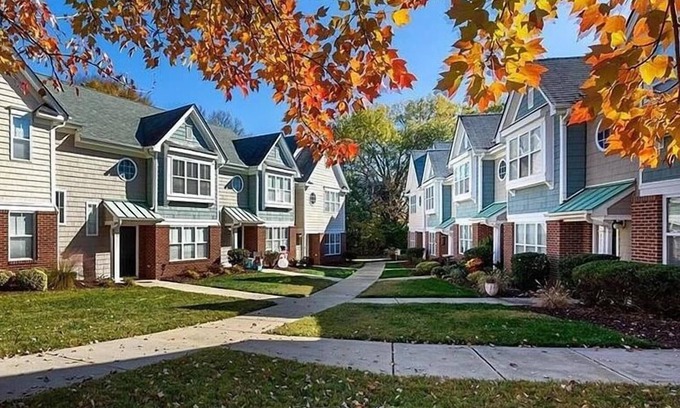 Charlotte Condo | Weston · Luxurious South End Townhome. Walk to light rail.