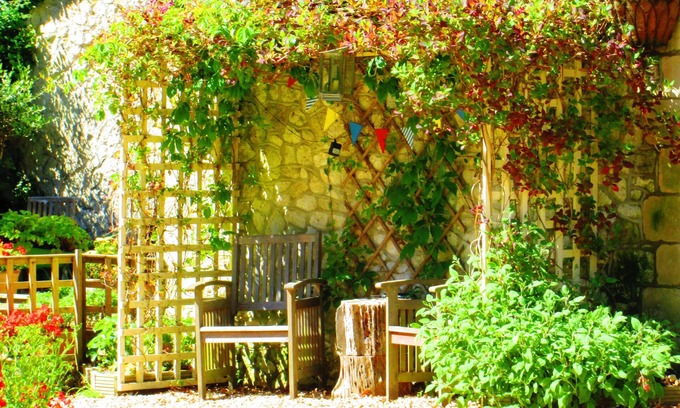 Totland Bay Bed & Breakfast | Weston Manor Bed and Breakfast