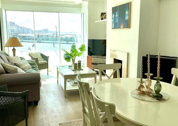 Knokke Apartment | Westside Appartement met zicht op zee en het Rubensplein. Top Ligging!