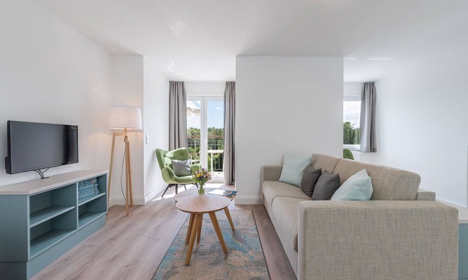 Ostseebad Kuhlungsborn Apartment | Westside Arthotel Apartment 417 - Apartment 417