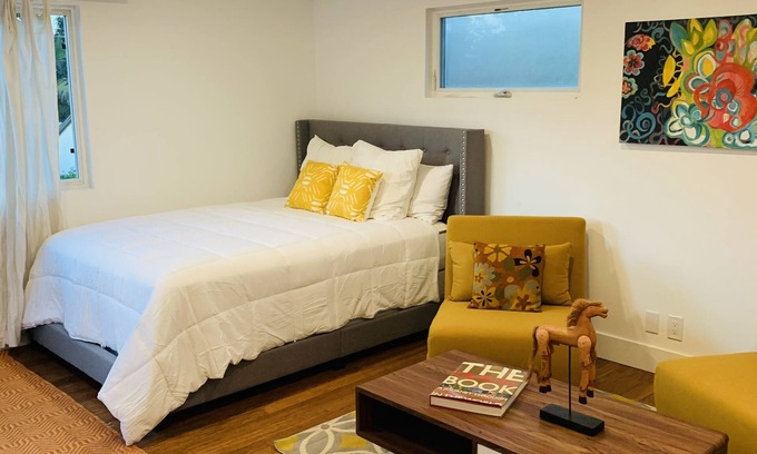 Mar Vista House | Westside Pied a Terre