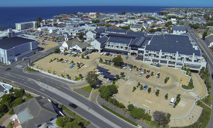 Hermanus City-Centre Apartment | Whale Coast All Suite Hotel