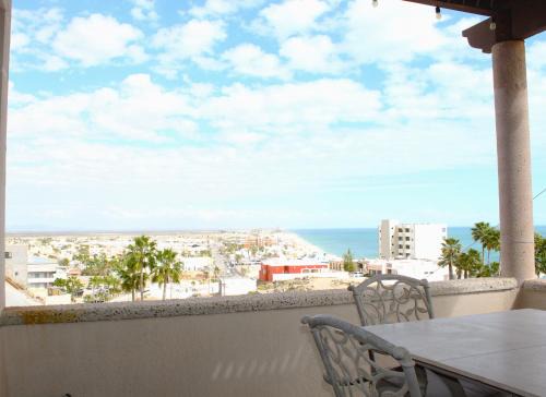 Puerto Penasco House | Whale Hill Escape - Beach Views and Walk to Mannys