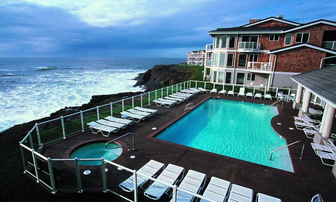 Depoe Bay Resort | Whale-watching capital of the Oregon Coast