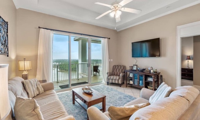 Orange Beach Condo | Wharf Condo 909|Waterfront|Lazy River|Sleeps 6!