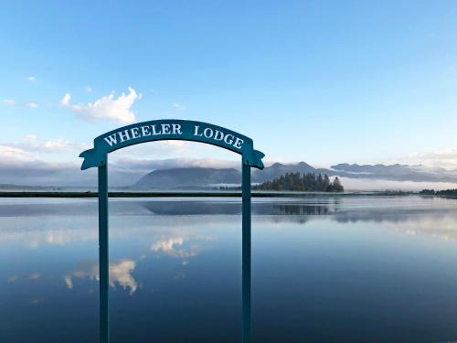 Wheeler Hotel | Wheeler on the Bay Lodge and Marina