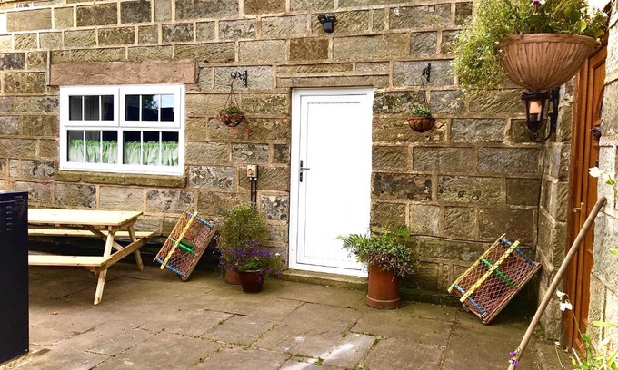 Saltburn-by-the-Sea House | Wheelhouse - Grinkle Bell Cottage