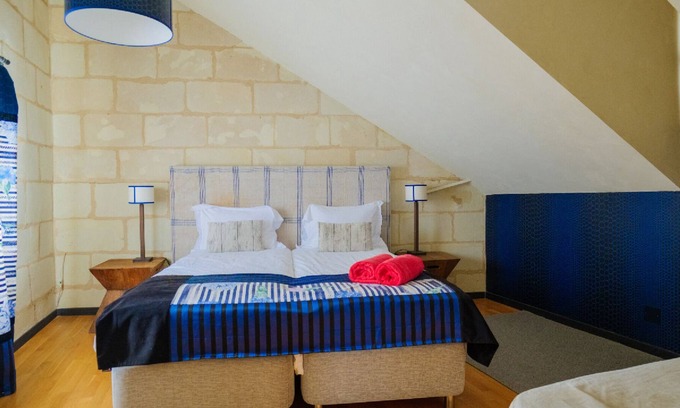 Candes-Saint-Martin House | When heritage, art and well-being meet
