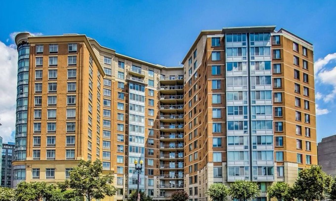 Mount Vernon Triangle Apartment | Where comfort meets convenience