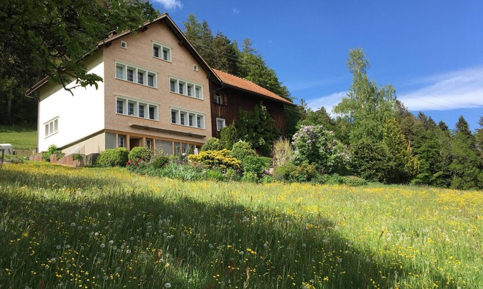 Reute Apartment | Whether family or couple: We feel comfortable here!