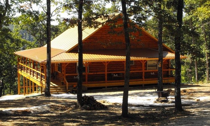 Jasper Cabin | Whiskey Hollow of Deer Lodge Cabin Rentals