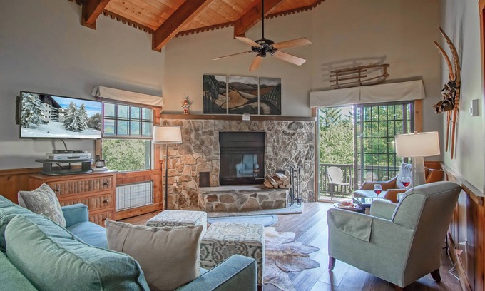 Snowshoe Condo | Whistlepunk #18: 4 Bedrooms, 3 Baths