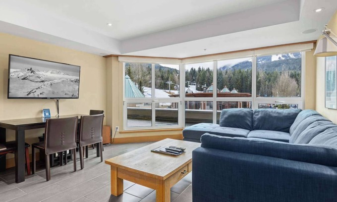 Blackcomb Hotel | Whistler - Le Chamois - 1 Bedroom #216