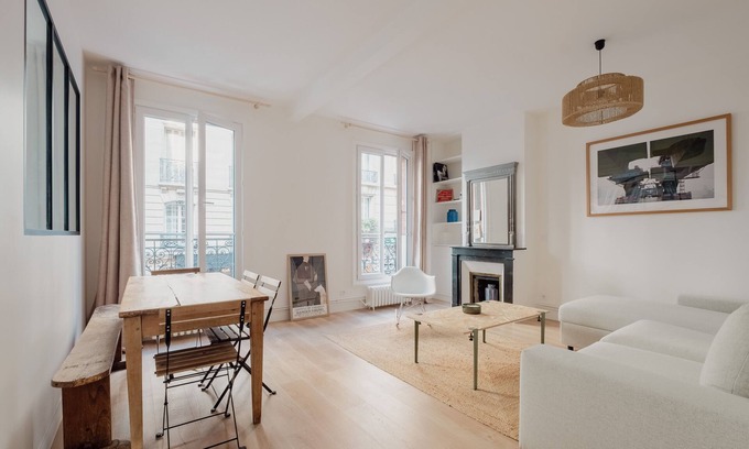 Pigalle Apartment | White Beauty, by Veeve