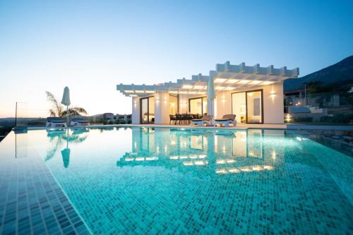 Leivathos Villa | White Blossoms Villas