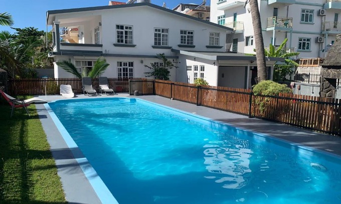 Pereybere Apartment | White Castle villa