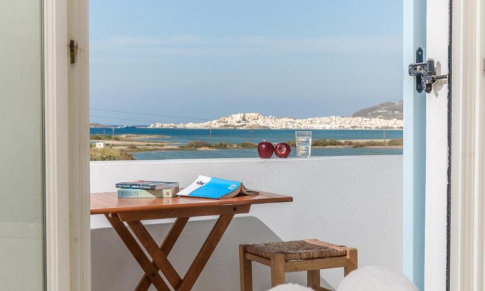 Agios Prokopios Apartment | White Cedar Villa