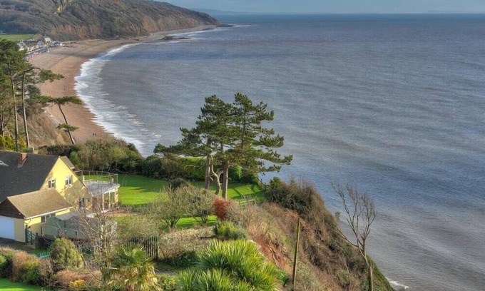 Seaton Cottage | WHITE CLIFFS, family friendly in Seaton, Devon