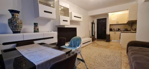 Copou Apartment | White Cozy Home