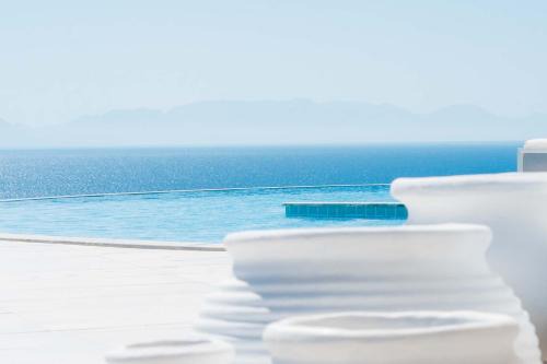 Aipeia Hotel | WHITE DONKEY BOUTIQUE Hotel