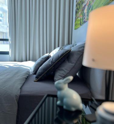 Haifa Apartment | White Door Apartments