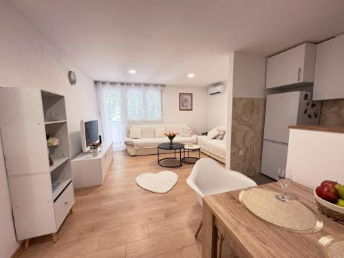 Mostar Apartment | White Heart Mostar