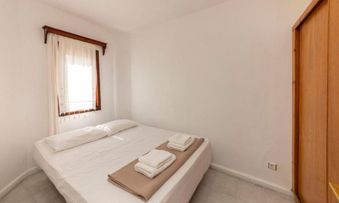 Dagbelen House | White House with Mediterranean Sea View near Camel Beach in Bodrum