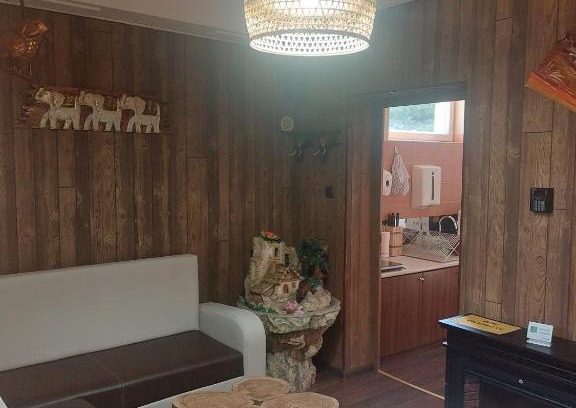 Gyal Apartment | White Lion