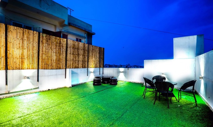 Vyalikaval HBCS Layout Villa | White Lotus By Orbit Hotels