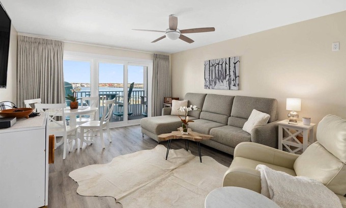 Ocean City Condo | White Marlin 304B - 1 bedroom bayside, outdoor pool, downtown close to beach and boards