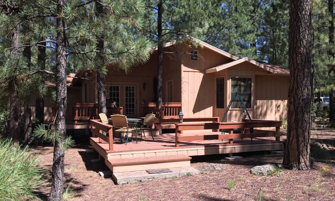 Pinetop Cabin | White Mountain 2 bed/2 bath retreat