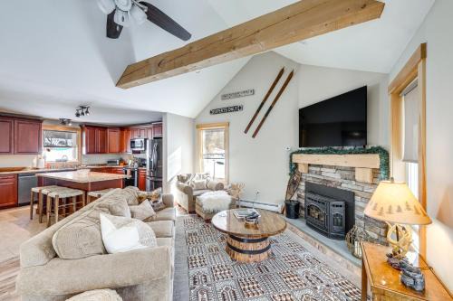 Eidelweiss Village House | White Mountain Home Near Lakes and Kancamagus Hwy!